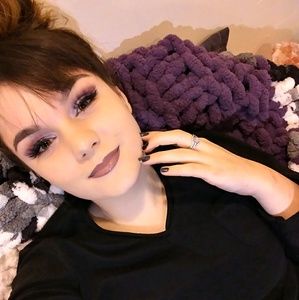 Meet your Posher, Gineta